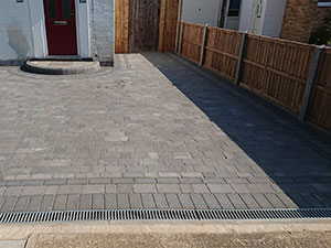 Driveways in Hertfordshire Thumb