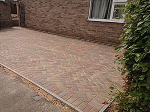 Driveways in Hertfordshire Thumb